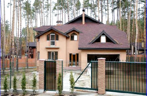 Izgradnja "ključ u ruke" seoskih kuća u Sankt Peterburgu i Lenjingradskoj regiji