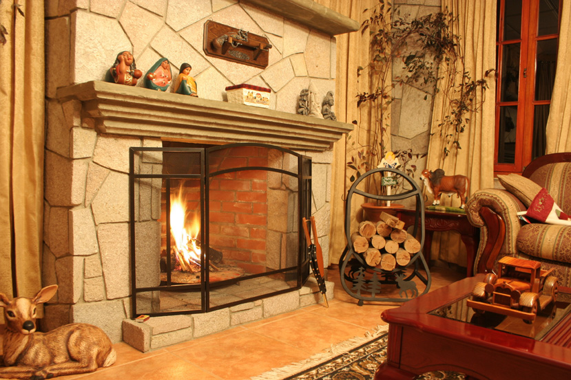 Декоративные камины – элемент интерьера и уюта в доме